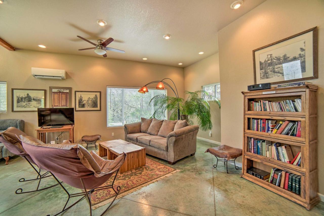 Hilltop Loft Ukiah Vacation Rental! מראה חיצוני תמונה